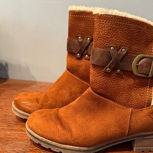 Sonoma Tan Winter Boots with Buckle Detail